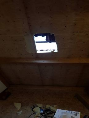 Dakraam geplaatst voor een klant