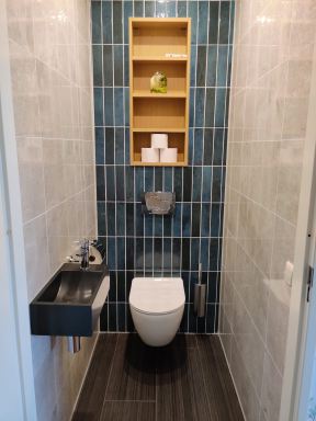 Toiletruimte op de eerste verdieping een nieuwe look mogen geven!