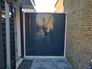 Montage poort/kozijn combinatie te Raamsdonkveer