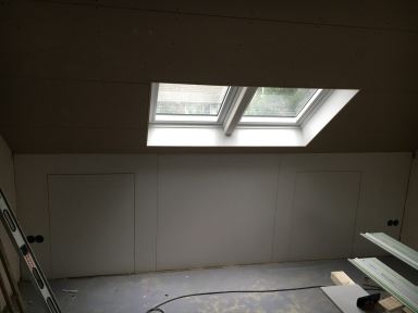 Dubbel Velux dakvenster geplaatst te Lisse,