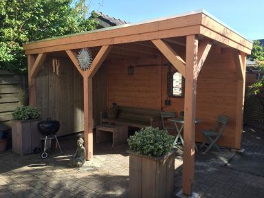 Veranda in de tuin