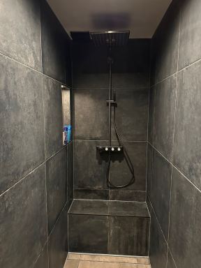 Een prachtige nieuwe badkamer in Dongen!