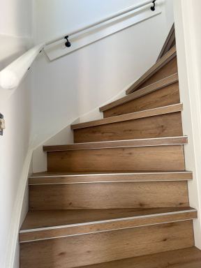 Volledige renovatie woning (woonkamer-badkamer - slaapkamers) inclusief plaatsen aanbouw in Oosterhout