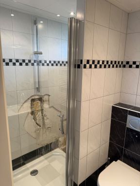 Badkamerrenovatie/uitbouw in Giessen