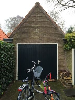 Garage voor reinigen en nieuwe bedekking