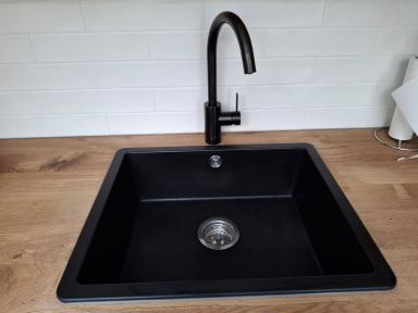 Klant waanzinnig blij met het eindresultaat van haar nieuwe keuken in Kampen!