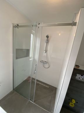 Toilet en badkamer renovatie Almere