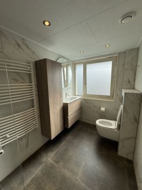 Badkamer Biddinghuizen
