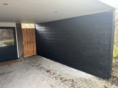 Carport aftimmering met nieuwe tuindeur Ulft