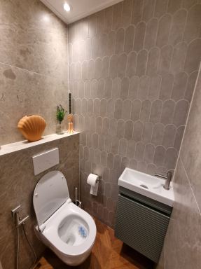 Dronten. WC renovatie.
