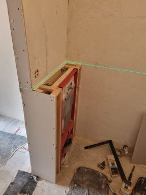 Dronten. Badkamer in voormalige garage.