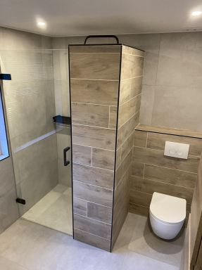 Renovatie badkamer en toilet in Dronten