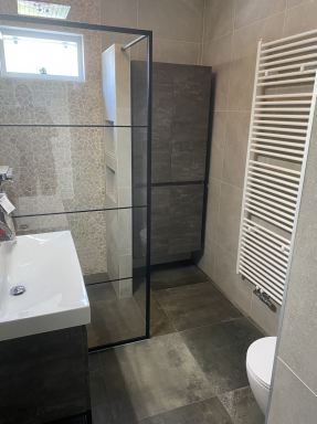 Badkamer en toilet renovatie in Dronten