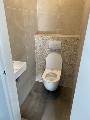 Badkamer en toilet renovatie in Dronten