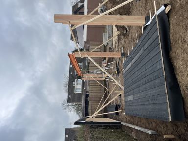 Overkapping 14 meter lang bij 4 meter diep in escharen
