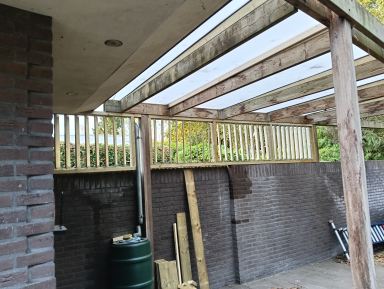 s'-Hertogenbosch: pergola met schutters