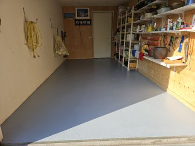 Vloer Coating van een garage, Boxtel