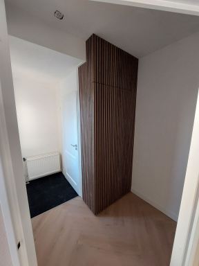 Trapkast bekleden met akoestische wandpanelen in Ermelo