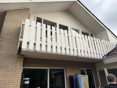 Boeidelen vervangen voor een klant in Almelo