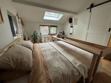 Deze prachtige beukenhouten bedtafel mogen maken voor een klant!