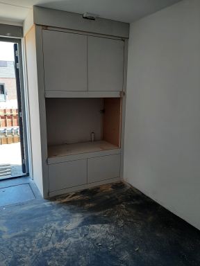 Opbergruimte voor wasmachine en droger te Heerhugowaard