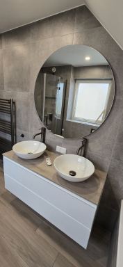 Dinteloord - Badkamer en WC renovatie