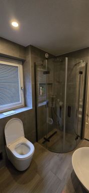 Dinteloord - Badkamer en WC renovatie
