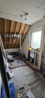 Dinteloord - Badkamer en WC renovatie