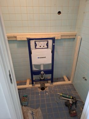 Een mooie toiletrenovatie gerealiseerd